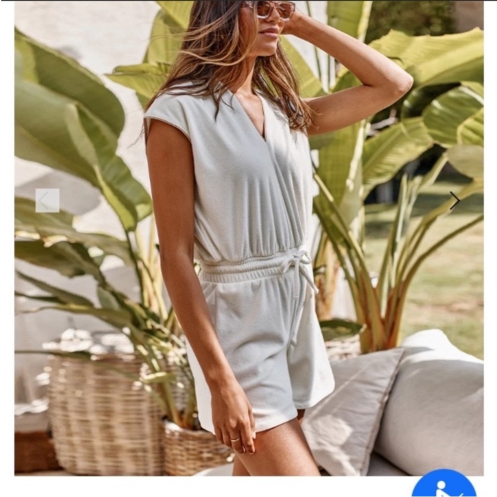 🌞SUMMERSALT the towel terry V-neck romper size M